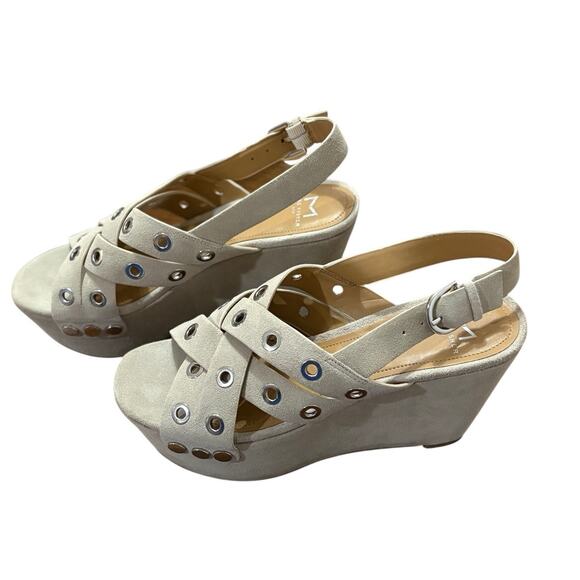 Marc Fisher‎ Bloom Grommet Light Natural Suede Wedge Slingback Sandals Size 7.5 - Picture 3 of 11